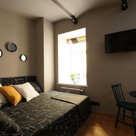 New Bohemian Crash Pad In Riga Centerアパートメント エクステリア 写真