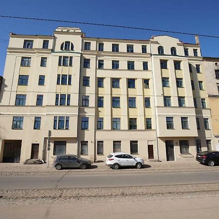 New Bohemian Crash Pad In Riga Centerアパートメント エクステリア 写真