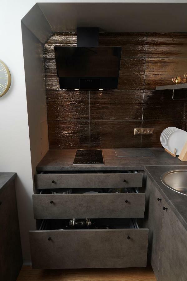 New Bohemian Crash Pad In Riga Centerアパートメント エクステリア 写真